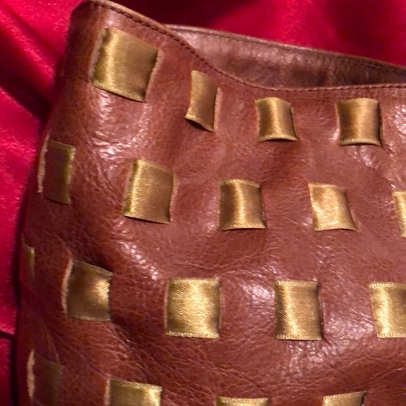 Handbag 👜 - Picture 3 of 6